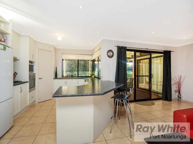 8 Torquay Drive, Seaford Rise SA 5169
