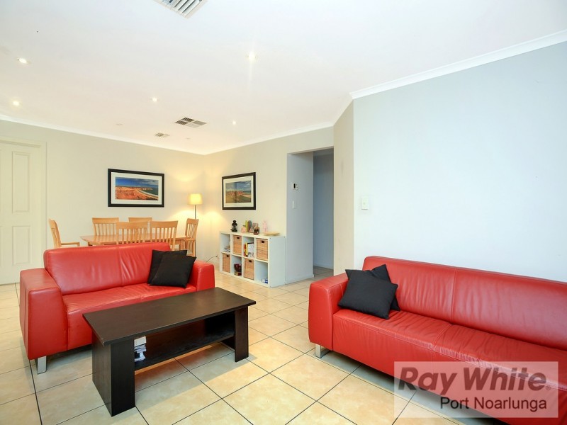 8 Torquay Drive, Seaford Rise SA 5169