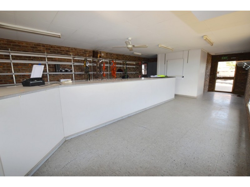 15 Chrysler Road, Lonsdale SA 5160