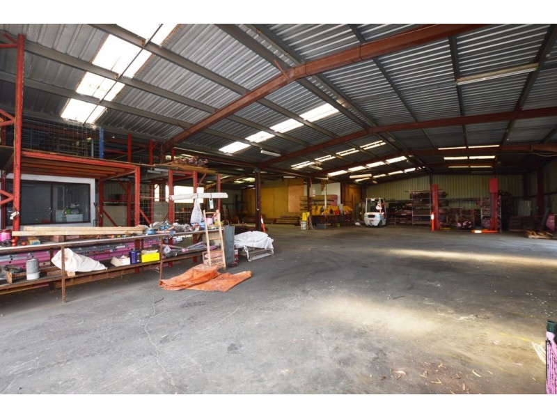 15 Chrysler Road, Lonsdale SA 5160