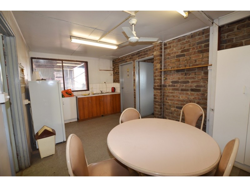 15 Chrysler Road, Lonsdale SA 5160