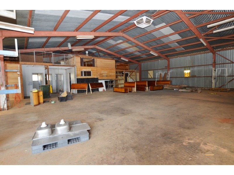 15 Chrysler Road, Lonsdale SA 5160