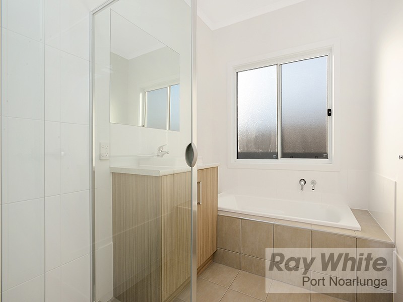 2 Claring-Bould Road, Christies Beach SA 5165