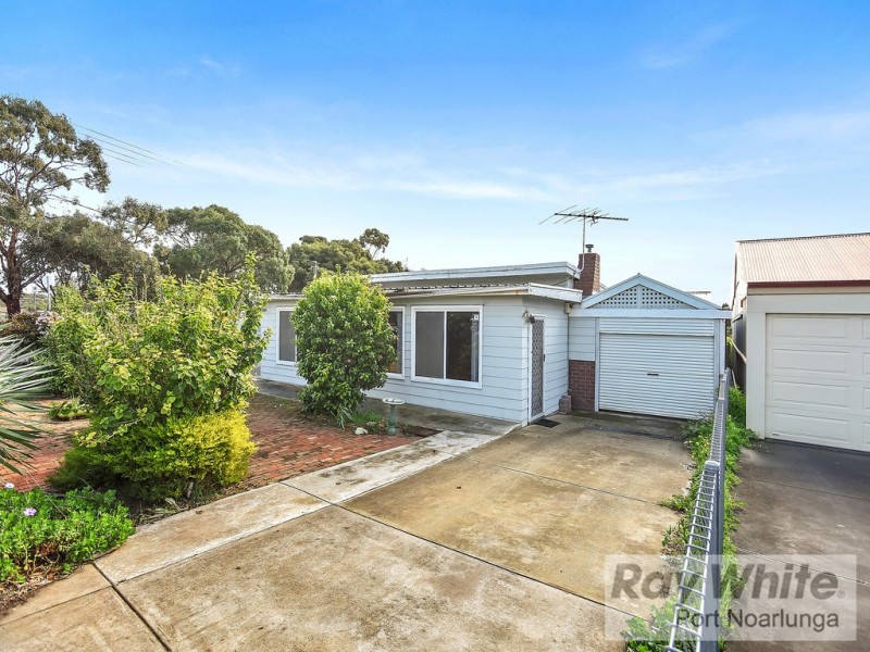 73 Benny Avenue, Port Noarlunga SA 5167
