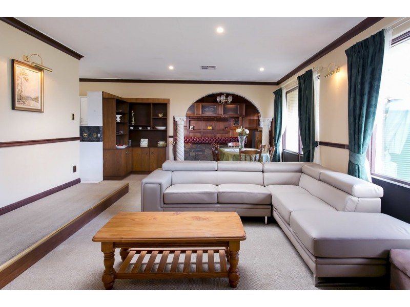 11 Cliff Avenue, Port Noarlunga South SA 5167