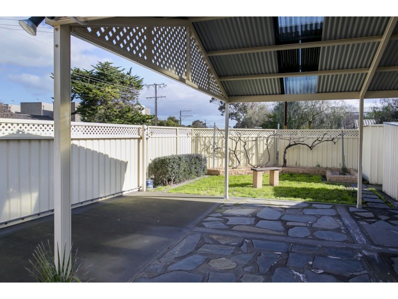 11 Cliff Avenue, Port Noarlunga South SA 5167