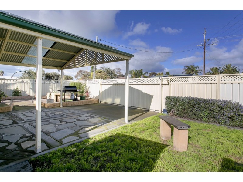 11 Cliff Avenue, Port Noarlunga South SA 5167
