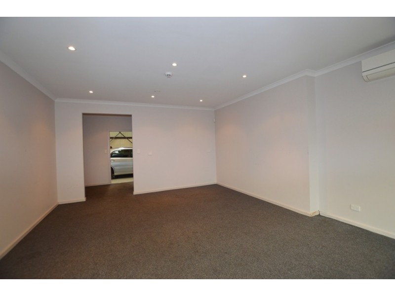 12/19 Heath Street, Lonsdale SA 5160