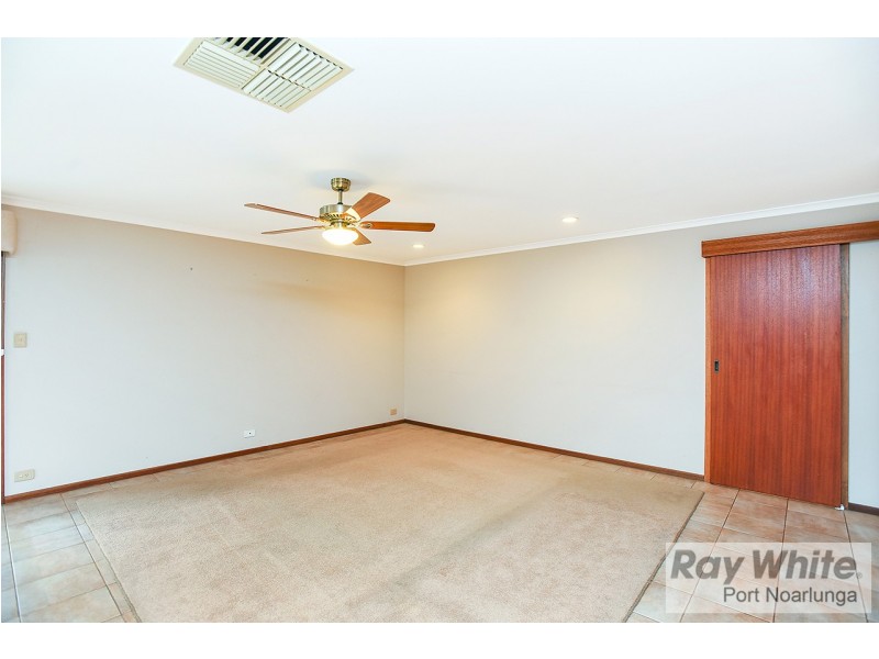 13 Foxfield Drive, Onkaparinga Hills SA 5163