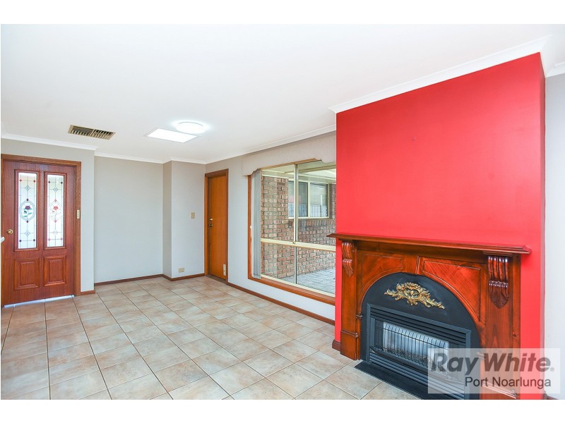 13 Foxfield Drive, Onkaparinga Hills SA 5163