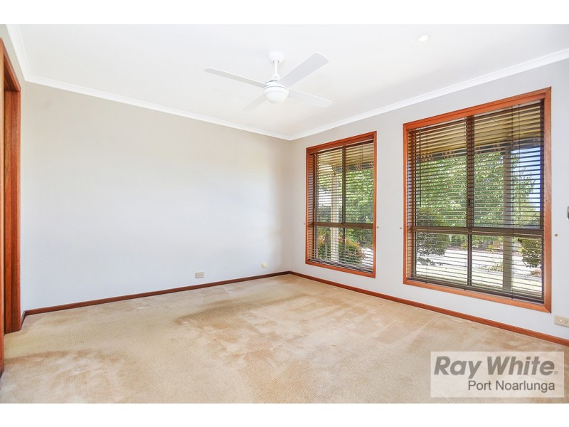 13 Foxfield Drive, Onkaparinga Hills SA 5163