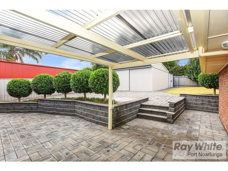 13 Foxfield Drive, Onkaparinga Hills SA 5163