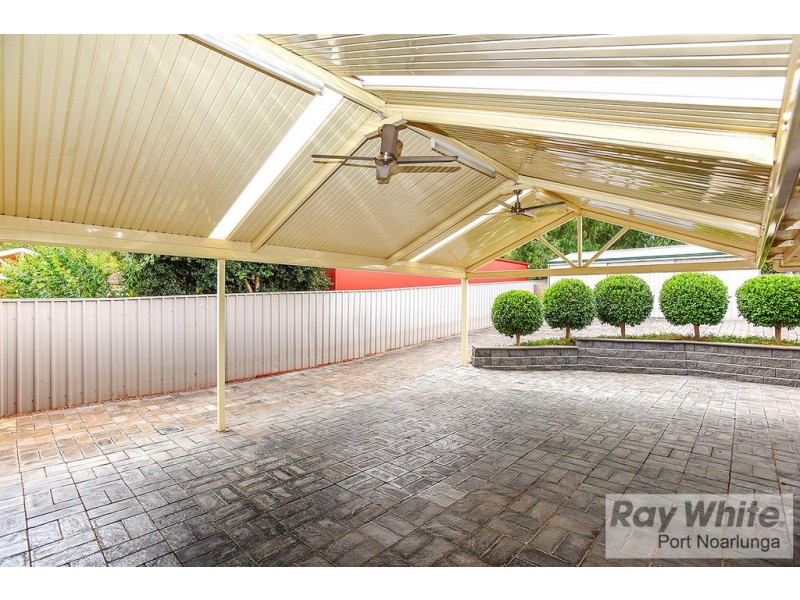 13 Foxfield Drive, Onkaparinga Hills SA 5163