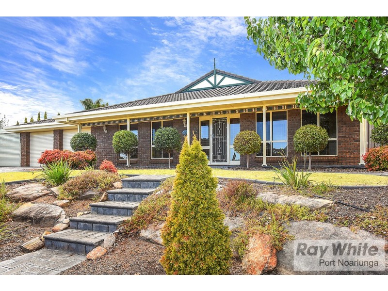 13 Foxfield Drive, Onkaparinga Hills SA 5163