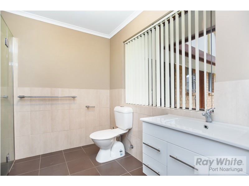 16 St Martins Court, Woodcroft SA 5162