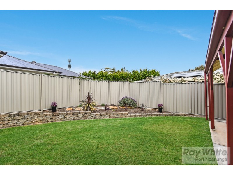 16 St Martins Court, Woodcroft SA 5162