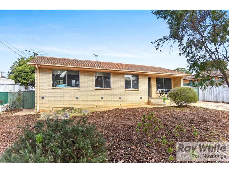 7 Dominic Crescent, Morphett Vale SA 5162