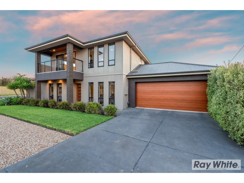 6 Petersen Crescent, Port Noarlunga SA 5167