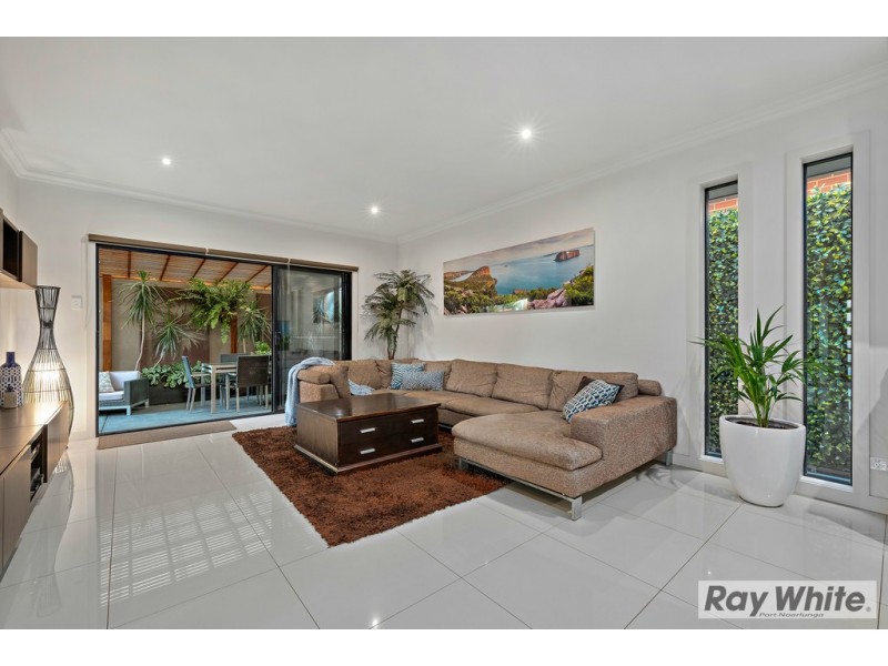 6 Petersen Crescent, Port Noarlunga SA 5167