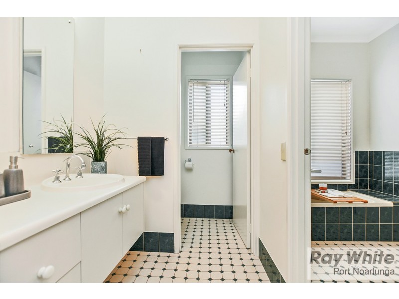 3 Crowsnest Place, Seaford Rise SA 5169