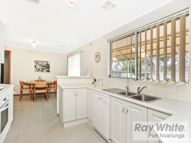 17 Acacia Road, Morphett Vale SA 5162