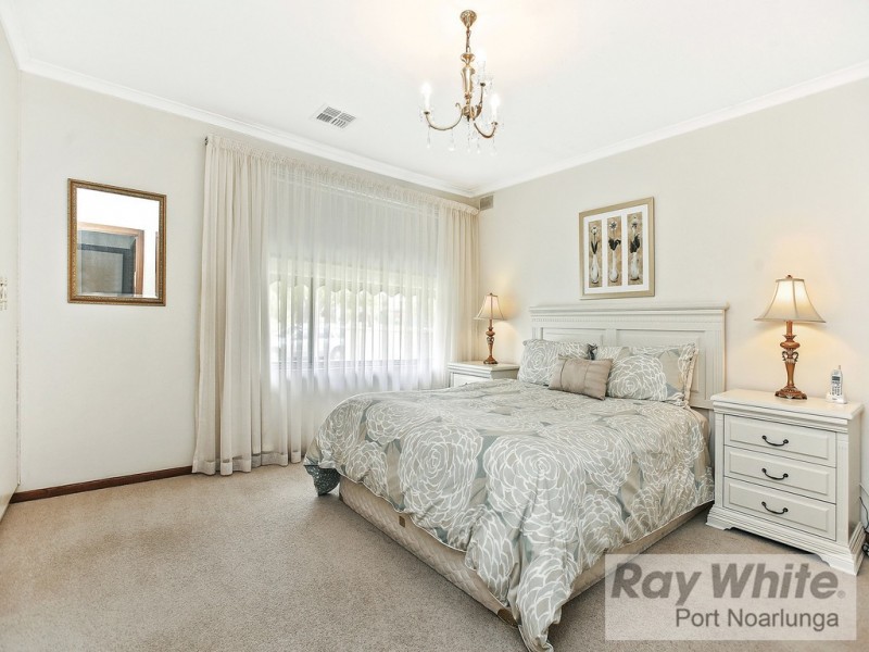 17 Acacia Road, Morphett Vale SA 5162