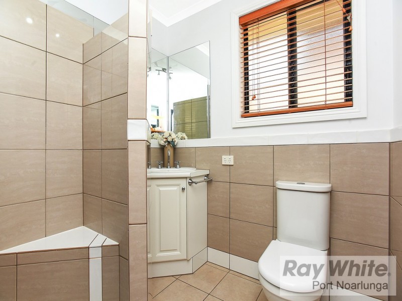 17 Esperance Boulevard, Seaford Rise SA 5169