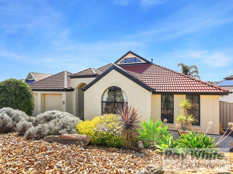 17 Esperance Boulevard, Seaford Rise SA 5169