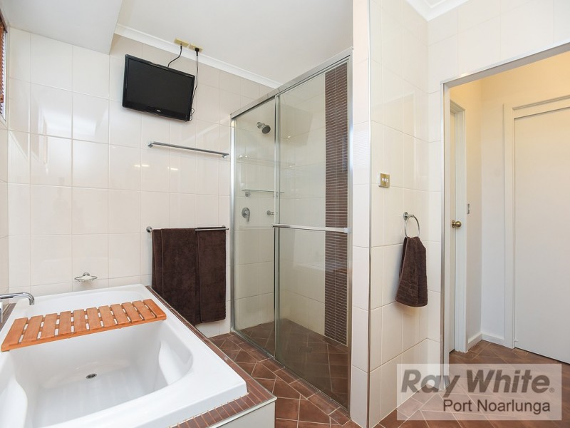 27 Hay Street, Happy Valley SA 5159