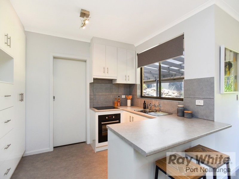 27 Hay Street, Happy Valley SA 5159