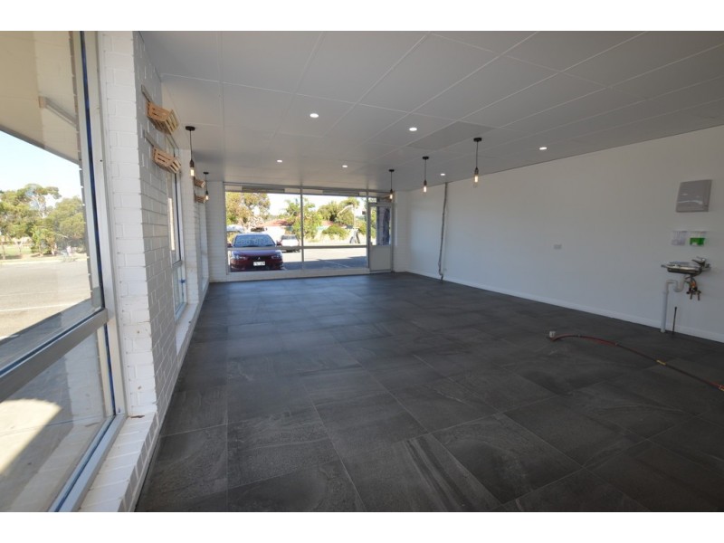 7/6 Collins Parade (corner Lea Street), Hackham SA 5163
