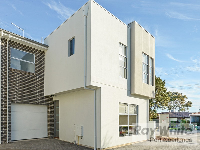 1/10 Leitch Avenue, Port Noarlunga SA 5167