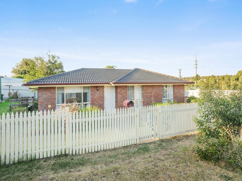 1 Domain Street, Moana SA 5169