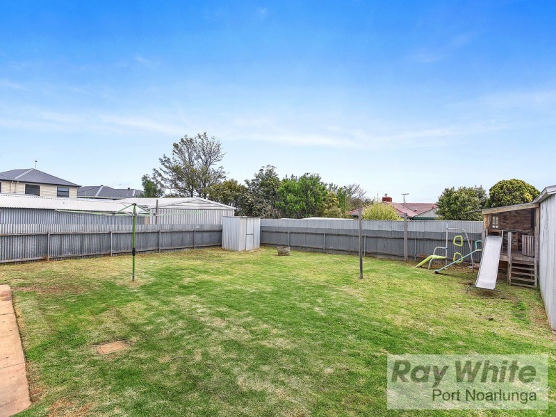 5 Johnson Crescent, Port Noarlunga SA 5167
