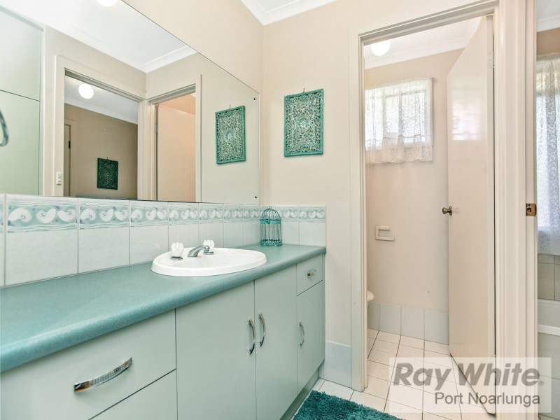 6 Glenview Grove, Seaford Rise SA 5169