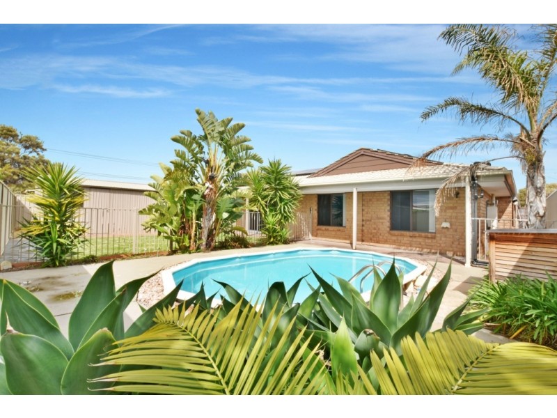 57 Cliff Avenue, Port Noarlunga South SA 5167