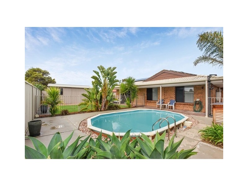 57 Cliff Avenue, Port Noarlunga South SA 5167