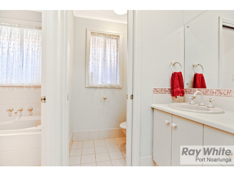 6 Robinson Street, Sheidow Park SA 5158