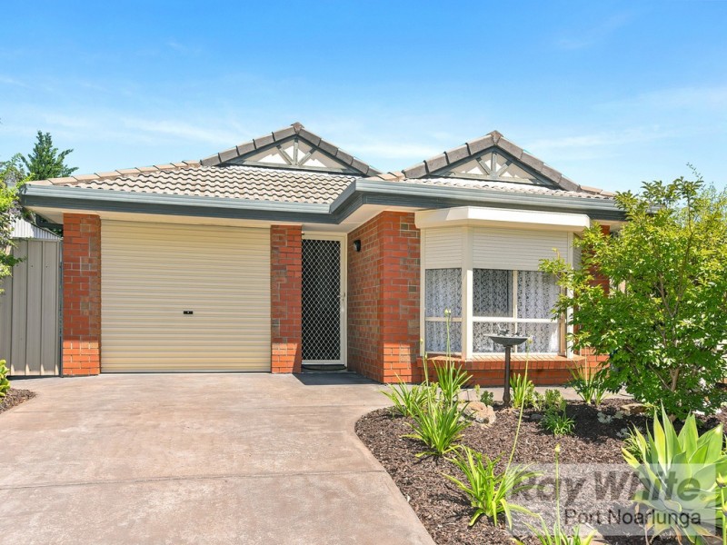 6 Glenview Grove, Seaford Rise SA 5169