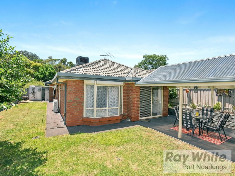 6 Glenview Grove, Seaford Rise SA 5169