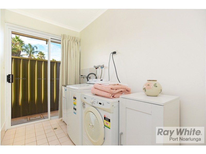 18 Watcombe Street, Moana SA 5169