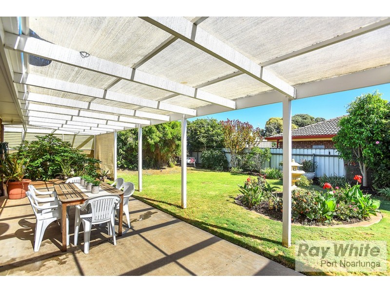 18 Watcombe Street, Moana SA 5169