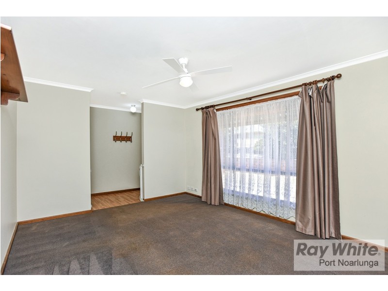 12 Valleyview Crescent, Hackham West SA 5163