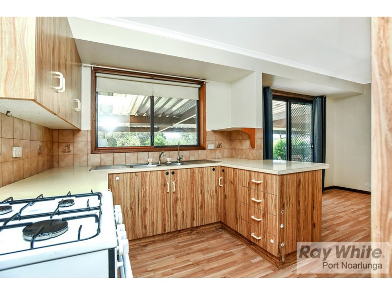 12 Valleyview Crescent, Hackham West SA 5163