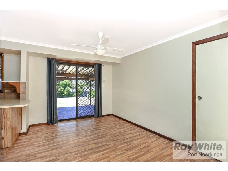 12 Valleyview Crescent, Hackham West SA 5163