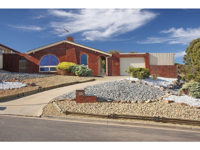 16 Rainbow Street, Hallett Cove SA 5158