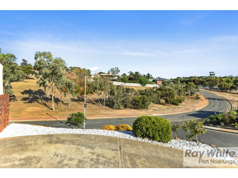 16 Rainbow Street, Hallett Cove SA 5158