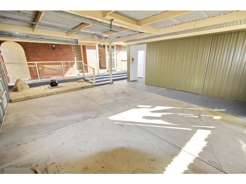 16 Rainbow Street, Hallett Cove SA 5158