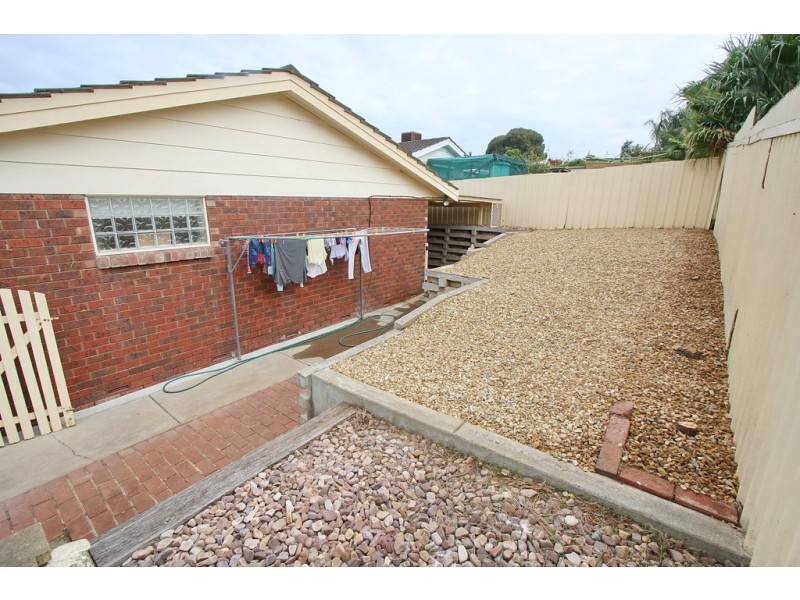 16 Rainbow Street, Hallett Cove SA 5158
