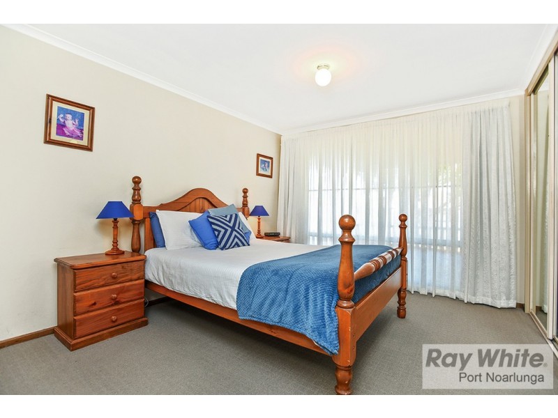 1 Vines Cross Crescent, Onkaparinga Hills SA 5163